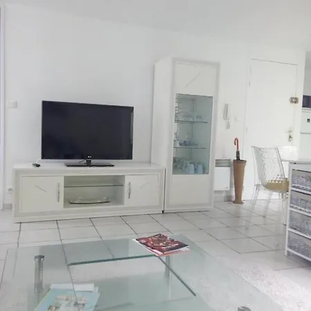 Le Victor Hugo Apartment