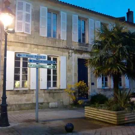 Le Victor Hugo Apartment
